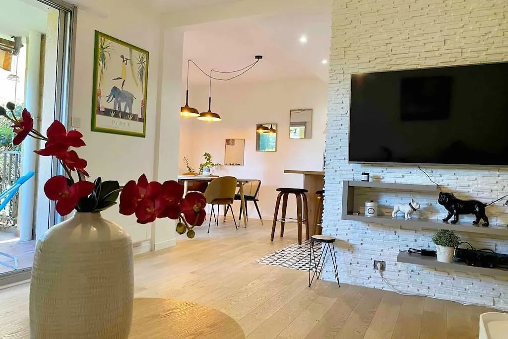 Magnifique T3 Renove, 15Min A Pied Cv, Pkg Prive Appartement Aix-en-Provence 0*,  Frankrijk